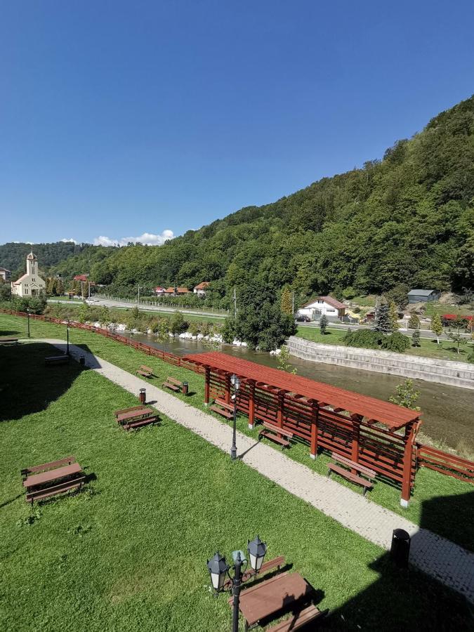 Noah Apartment Uricani  Екстер'єр фото